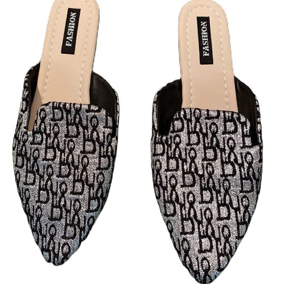 #328 FASHION Fabric Silver metallic Mules - Picture 1 of 8